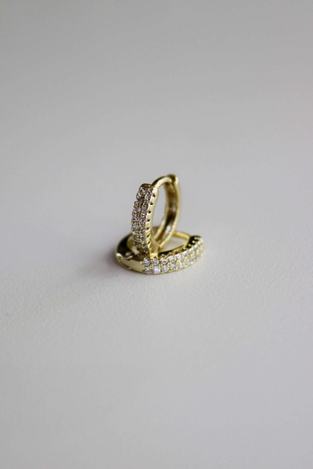 Isabella Hoops