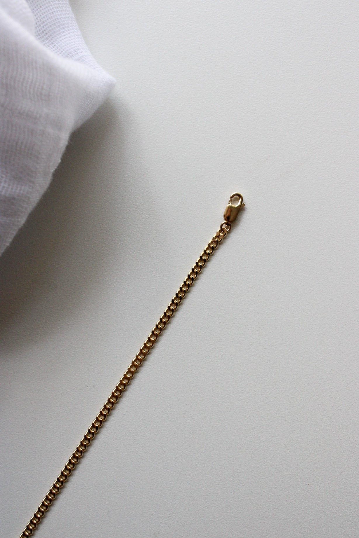 Dainty Curb Hat Chain