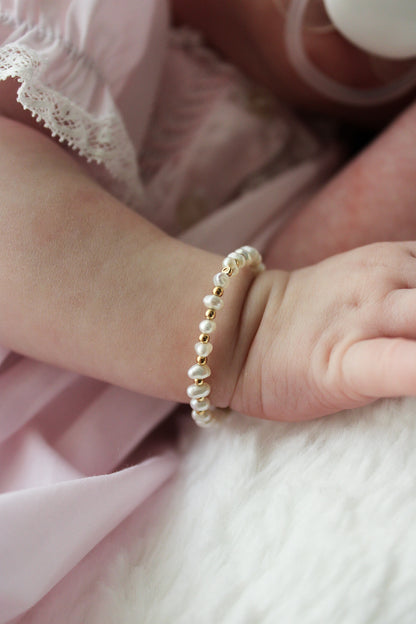Pearl/Gold Baby Bracelet